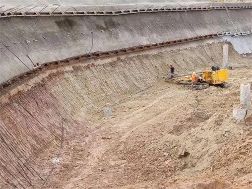 合山基坑边坡加固